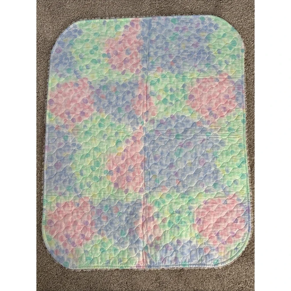 Vtg Handmade Reversible Baby‎ Quilt Blanket Marching Teddy Bear Parade Pastel